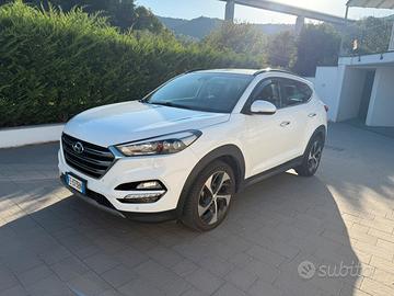 HYUNDAI TUCSON XPOSSIBLE - 1.7 CRDi - 140cv - 2016