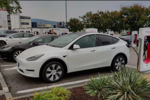 Tesla Model y RWD - Cessione Leasing Maxirata