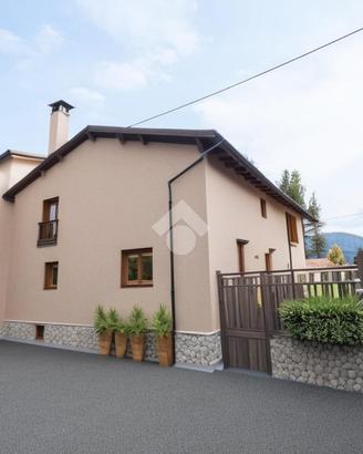 RUSTICO A CALVAGESE DELLA RIVIERA