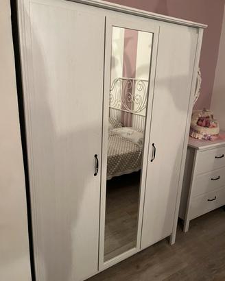 armadio Ikea.