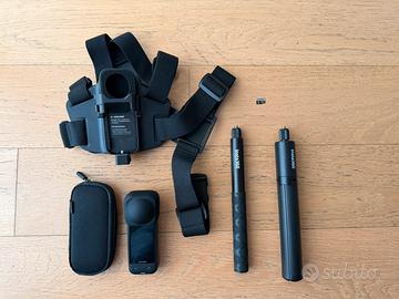 Insta360 x5 + accessori