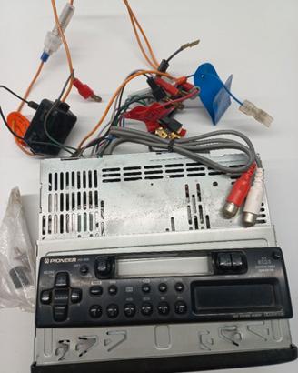 Autoradio Pioneer KEH 3600 con altoparlanti 