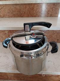 Pentola a pressione aeternum