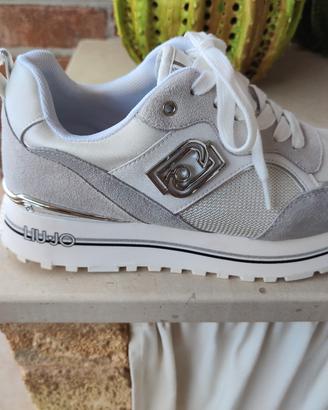 sneaker Liu jo originali mai usate