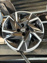 Set 4 borchie Nissan Micra K14
