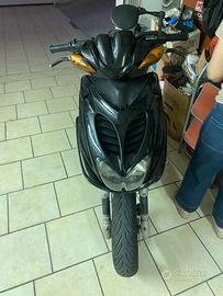 Carene yamaha aerox 