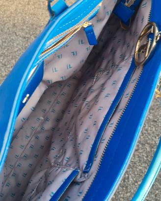 borsa Trussardi a tracolla blu e azzurro +charm