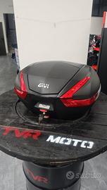 Bauletto GIVI V47 catadiottri rossi