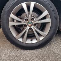 cerchi in lega + gomme  Afa romeo giulietta da 16