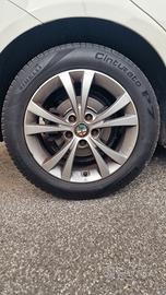 cerchi in lega + gomme  Afa romeo giulietta da 16