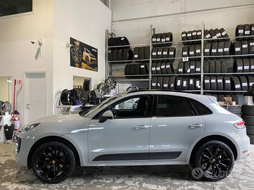 Cerchi NUOVI Porsche Macan GTS raggio 21 cod.78452