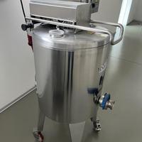 Serbatoio lavorazione latte