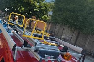 portapacchi con montascale elettrico
