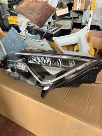 Faro anteriore sinistro Seat Leon 5F Restyling LED