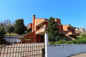BIFAMILIARE A FIORANO MODENESE