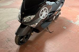 Yamaha T Max
