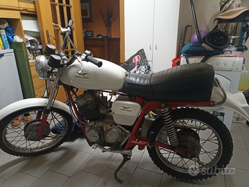 Vendo moto d'epoca moto Guzzi 125 scrambler 4 temp