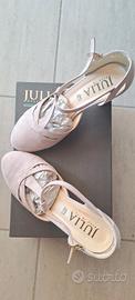 Scarpe eleganti rosa