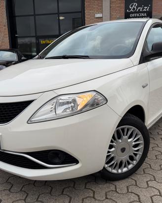 Lancia Ypsilon 1.2 69 CV 5 porte
