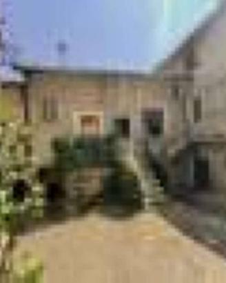 Appartamento di 330 m² con più di 5 locali a Tigna