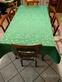 COPRITAVOLO E CUSCINI 