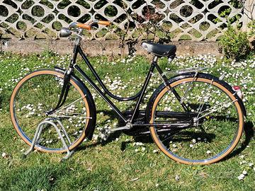 Bici da donna bacchetta INVITTA SPQR epoca