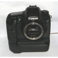 CANON EOS 7D + Battery Grip Canon + 2 Obiettivi