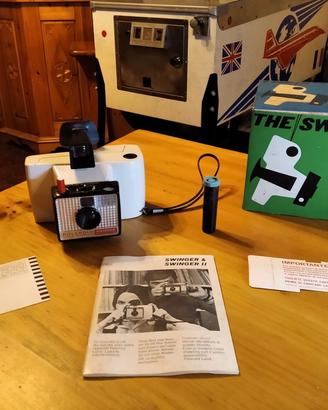 Macchina fotografica polaroid " The swinger"