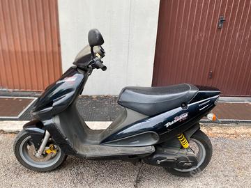 Phantom f12