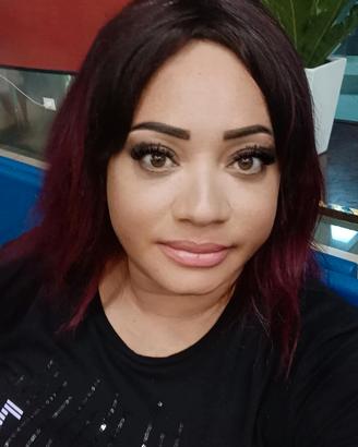 sono Lina 42 Anni  volenterosa simpática