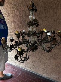 Lampadario vintage anni 50 in ferro da restaurare