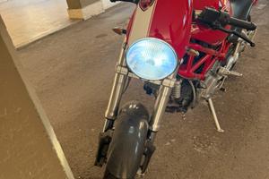 Ducati Monster s2r