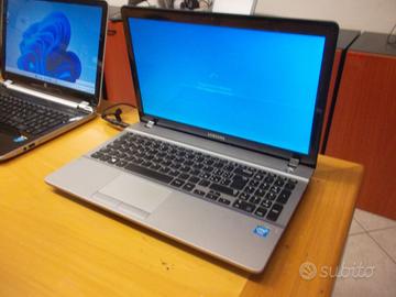 NOETBOOK SAMSUNG MODELLO  270S WINDOWS 11