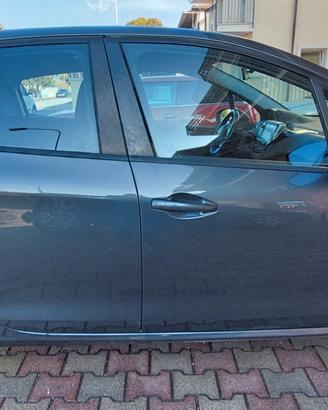 PEUGEOT 208 1,4 GPL DI SERIE CASA MADRE NAVIGATORE