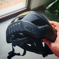 Casco mtb Oakley Aro 3