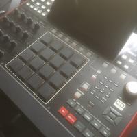 Akai MPC X