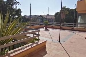 Lussuosa villa Gravina centro