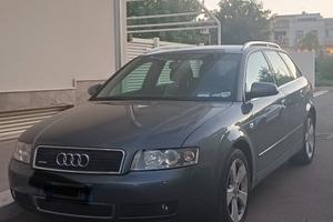 Audi A4 avant 2.5 TDI 180CV