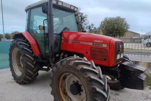 TRATTORE MASSEY FERGUSON MF6260