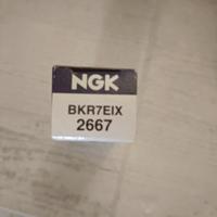4 candele per auto NGK Iridium