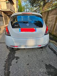 LANCIA YPSILON 1.2  69CV