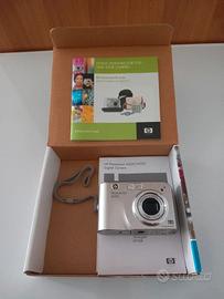 Digital camera HP photosmsrt M525