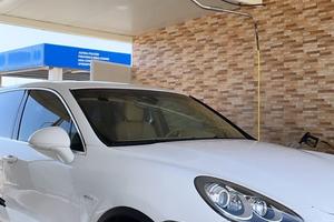 Porsche cayenne 2013