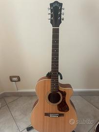GUILD OM-250CE chitarra acustica elettricaficata