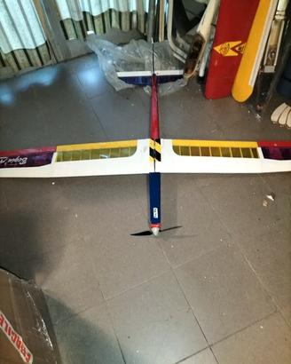 Motoaliante RC elettrico 2 metri balsa