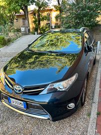 Toyota Auris Touring Sports 1.8 Hybrid Lounge