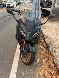Tmax 560 techmax