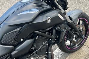 Moto yamaha mt 07