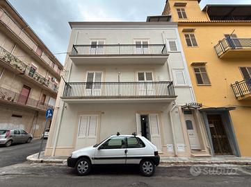 Bilocale arredato a Partinico, Via Giacomo Puccini