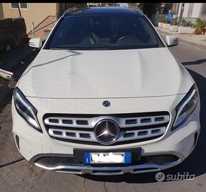 Mercedes  GLA